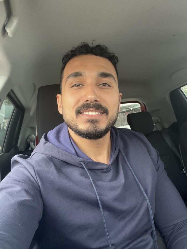 الكابتن أحمد محمد والي