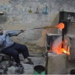 صناعة الزجاج