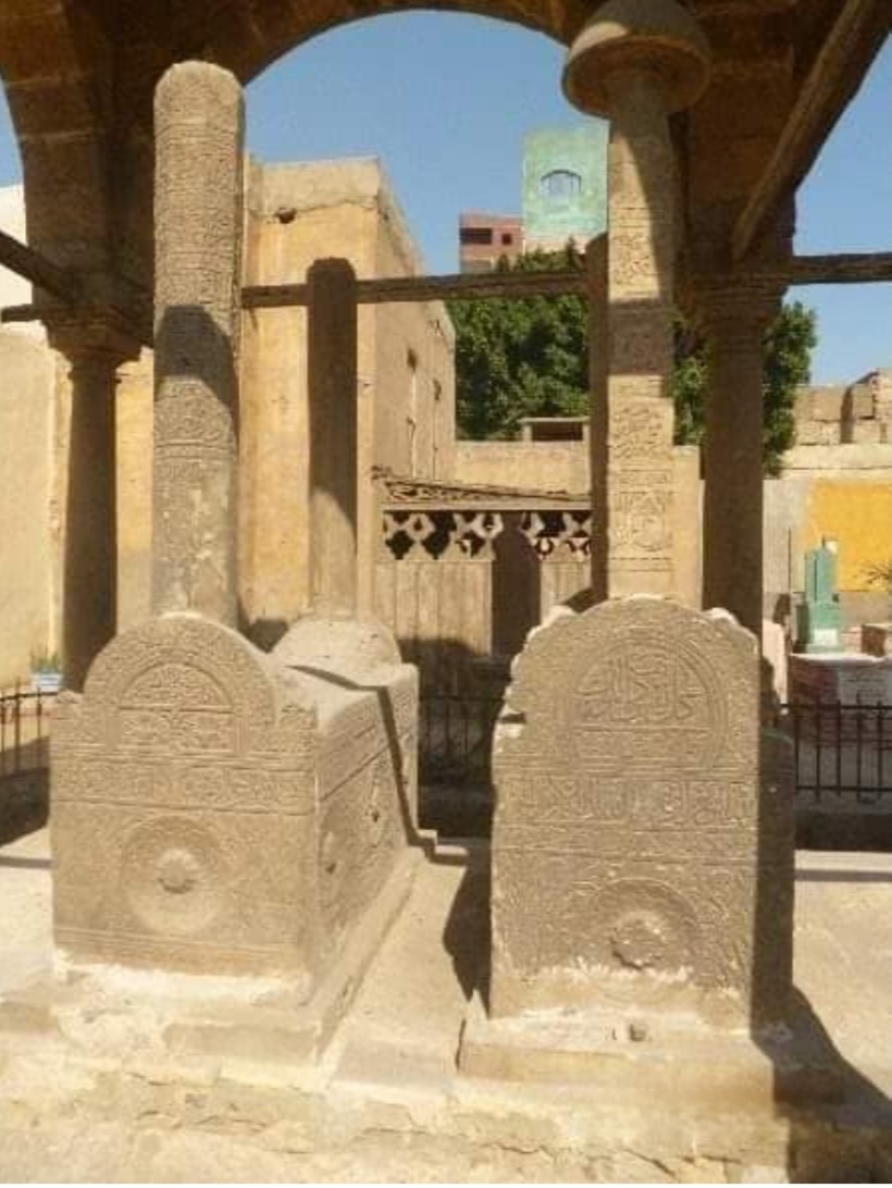 مدفن نفيسة البيضا أم المماليك