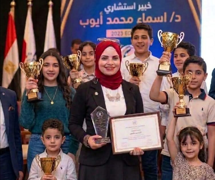 الدكتورة أسماء أيوب خبيرة تنمية المهارات
