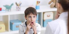 علاج تأخر النطق عند الأطفال من عمر سنتين إلى 5 سنوات مع د. رقية عبدالحميد
