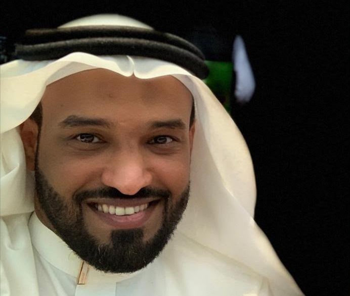 الأستاذ سالم محمد بن شامخ